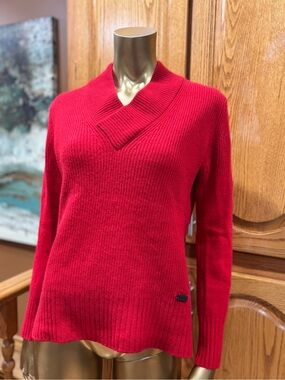 Burberry Red Ribbed Shawl V-Neck Sweater
